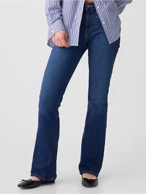 GAP Women's Bootcut Jeans in Dark Blue Wash